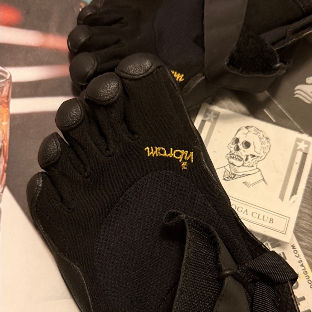 β οΈ πΆοΈ β οΈ β’ ππ» VIBRAM x 5 finger Vibes ππ»β’ πΆοΈ β οΈ πΆοΈ - Picture 3 of 11